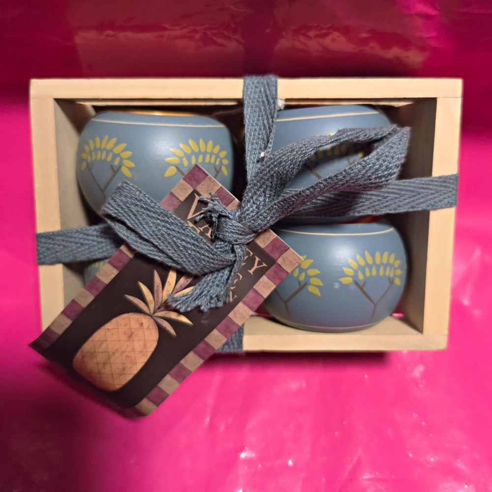 Warren Kimble "Home Sweet Home"Wood Napkin rings Set 4pc Blue Yellow Round A4000